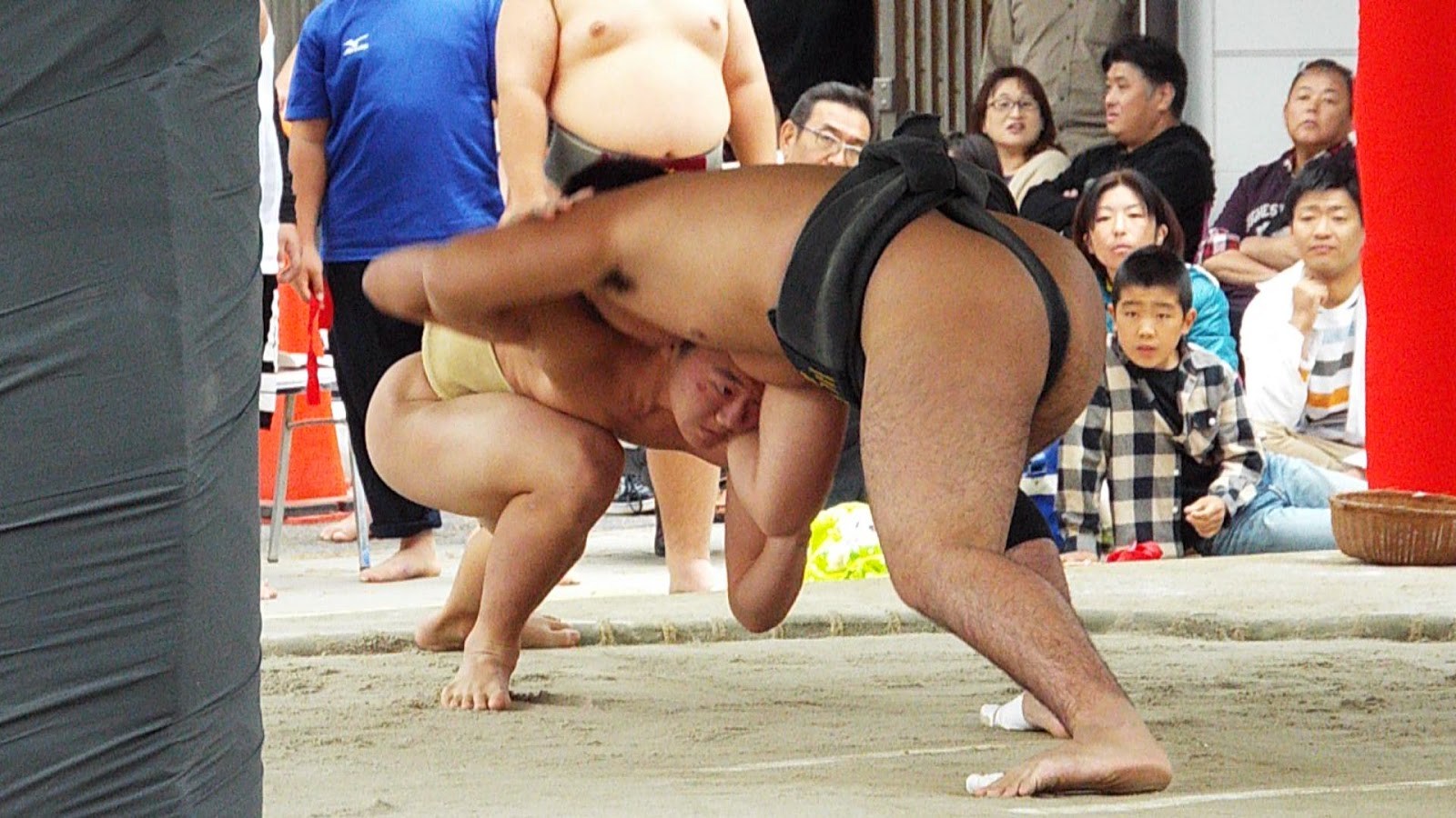 Sumo wrestler naked
