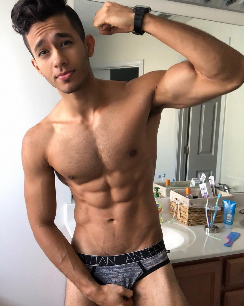 Guys with online top